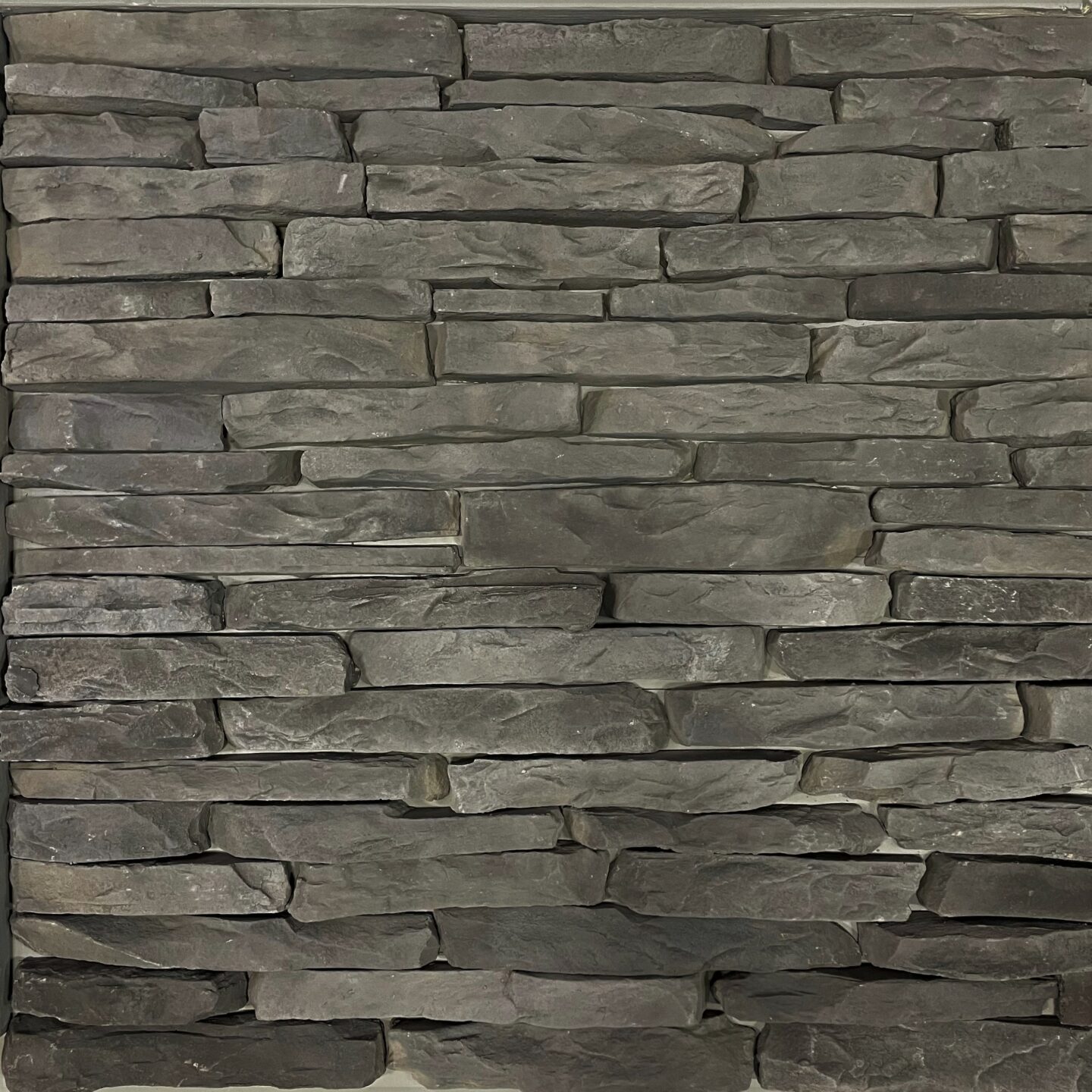 Black Rundle Ledge - Diamond Fireplace